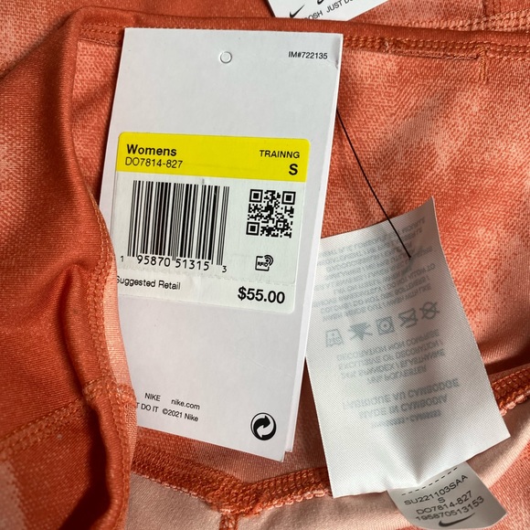 Nike One Luxe Women's 7" Mid-Rise Printed Training Shorts Madder Root/Black NWT - Picture 8 of 11